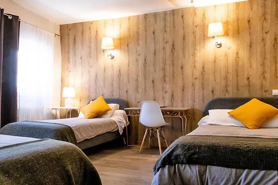Hotel Saint Florent Orange  Francie