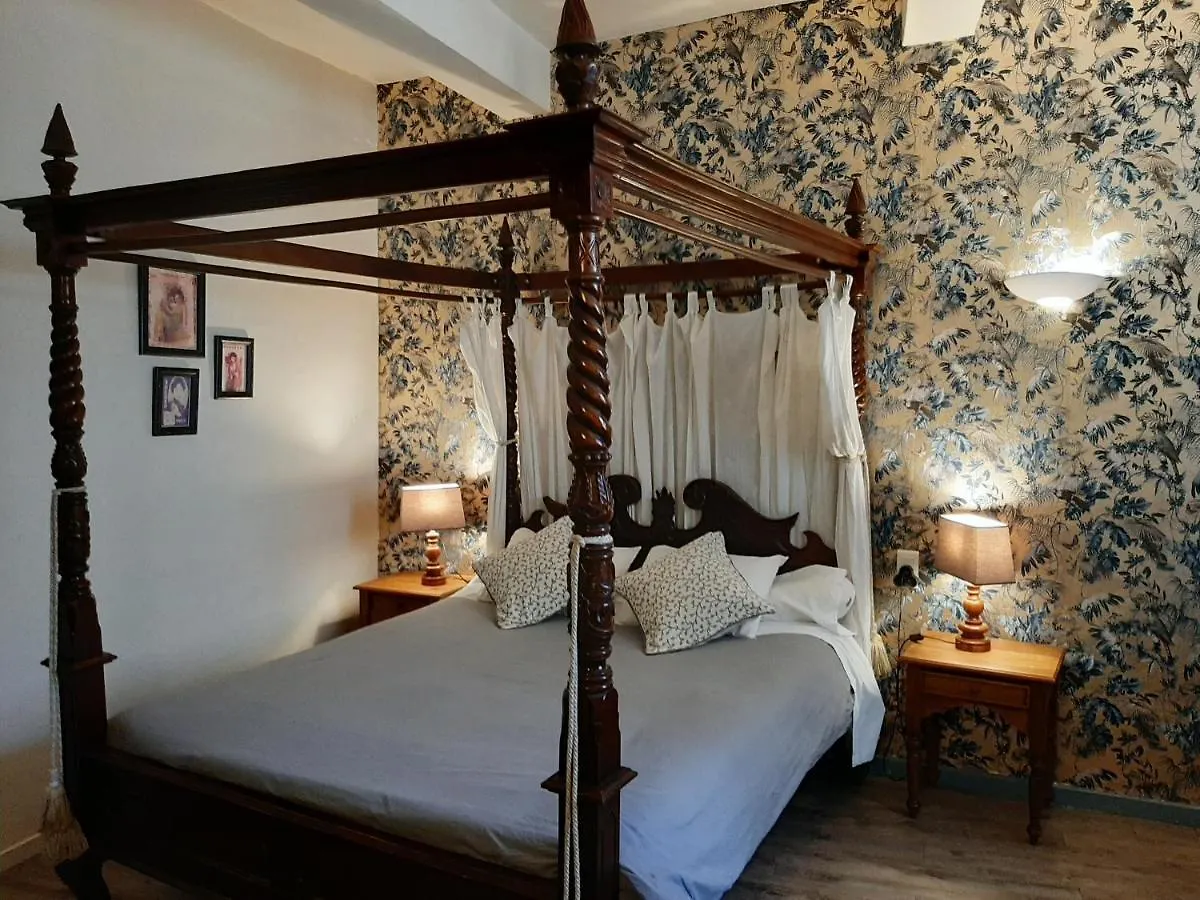 Hotel Saint Florent Orange