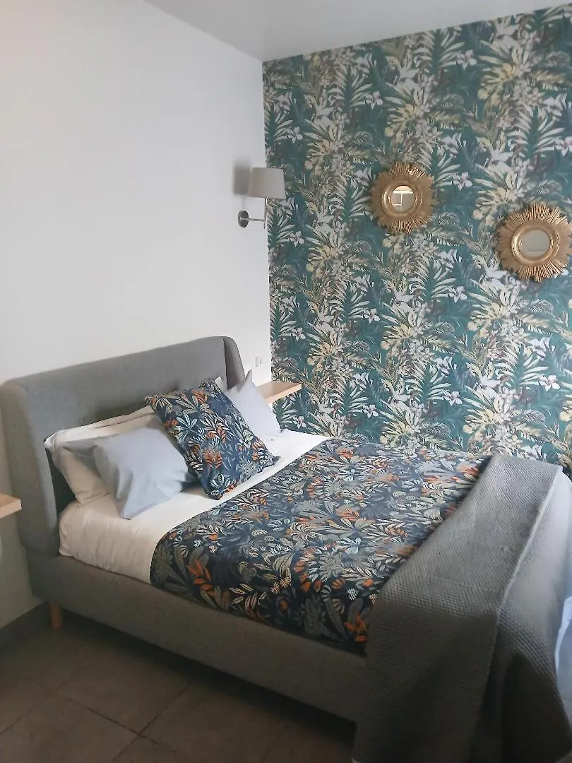 Hotel Hôtel Saint Florent Orange