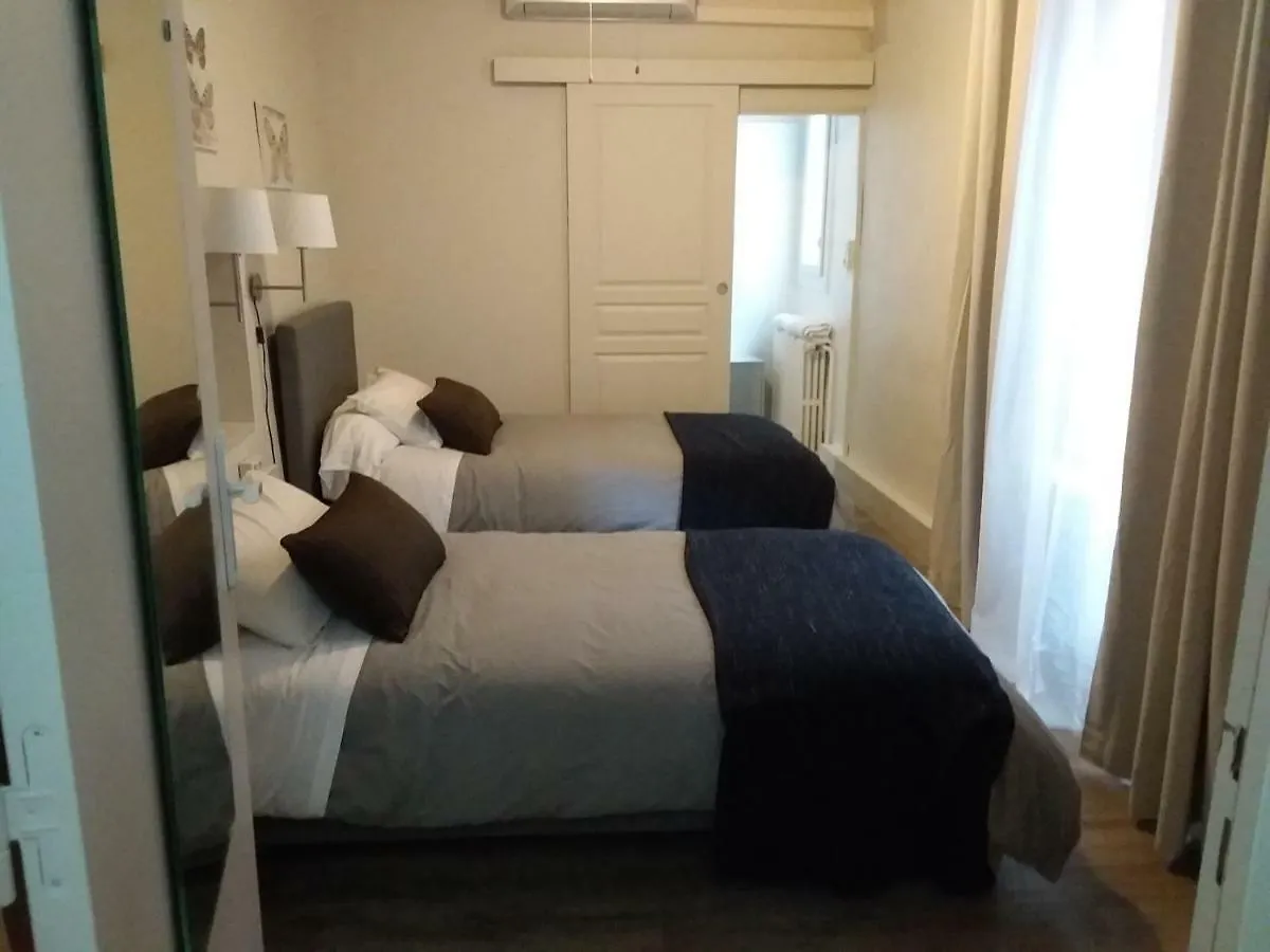 ** Hotel Hôtel Saint Florent Orange  France